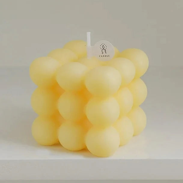 Vela cuadrado mágico: Fragancia y estilo